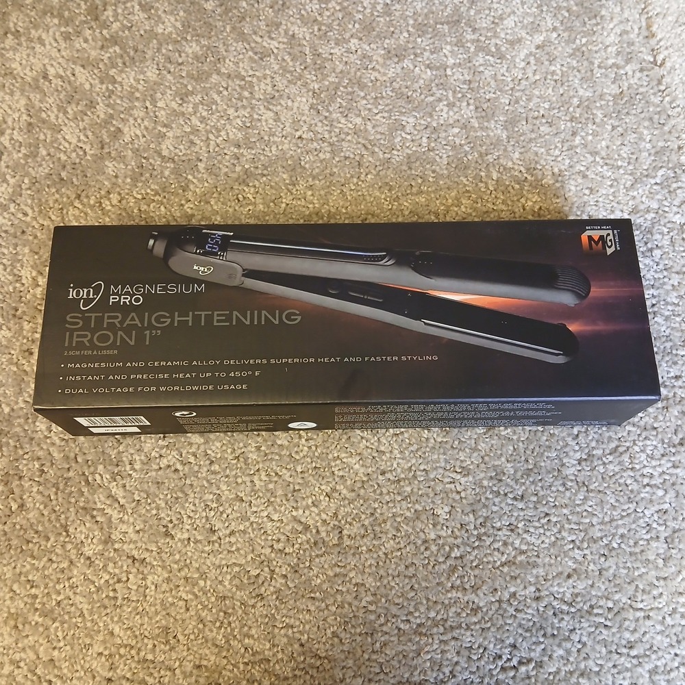 Ion Magnesium Pro 1 Inch Straightening Iron Dual Voltage 450F Black 301675